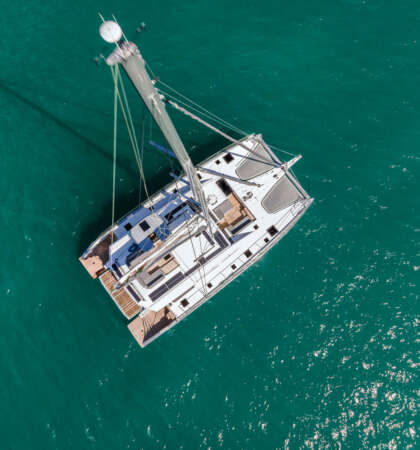 PRIVILEGE CATAMARAN – 580 Yacht