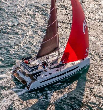 Aura-51-Fountaine-Pajot-Sailing-Catamarans-Exterior-02