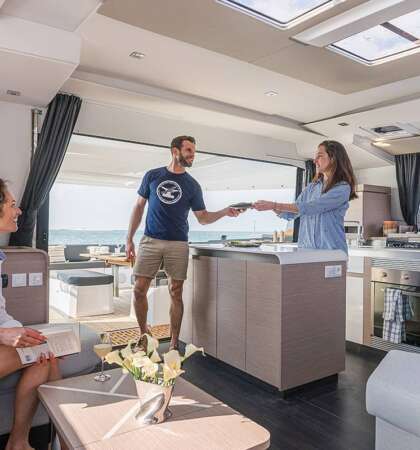 Aura-51-Fountaine-Pajot-Sailing-Catamarans-Interior-02