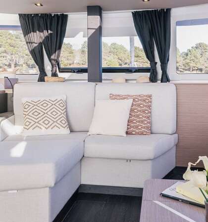 Aura-51-Fountaine-Pajot-Sailing-Catamarans-Interior-09