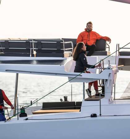 Aura-51-Fountaine-Pajot-Sailing-Catamarans-Interior-16