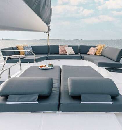 Aura-51-Fountaine-Pajot-Sailing-Catamarans-Interior-19