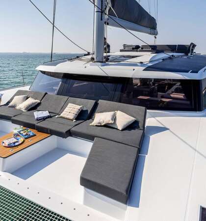 Aura-51-Fountaine-Pajot-Sailing-Catamarans-Interior-21