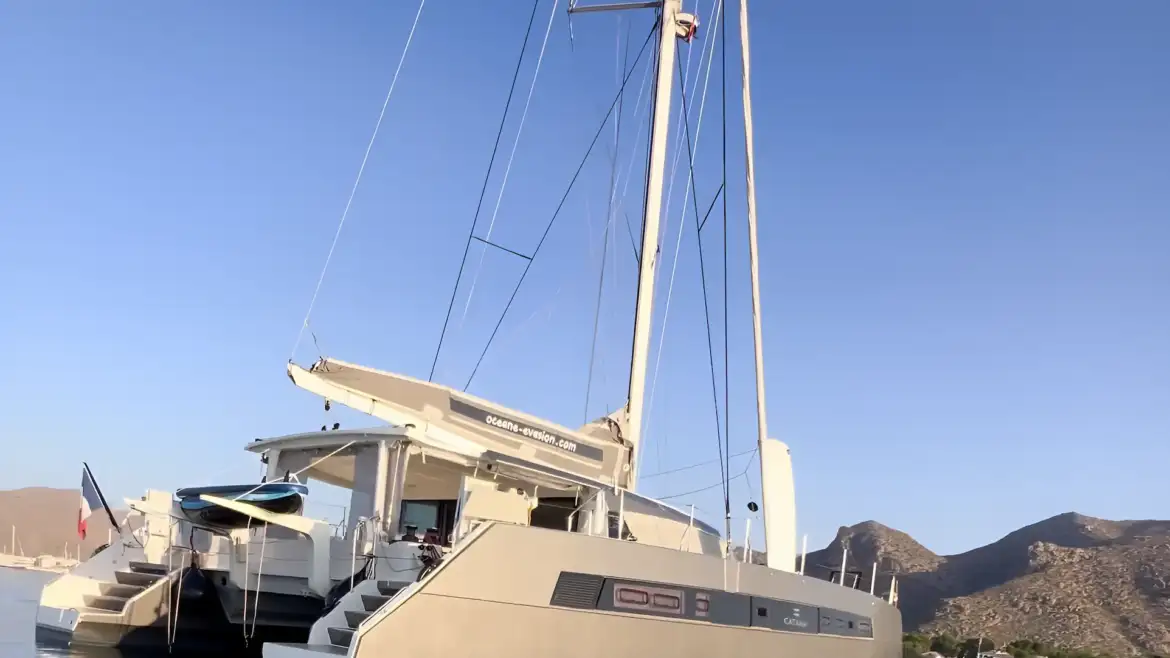 Catana 59