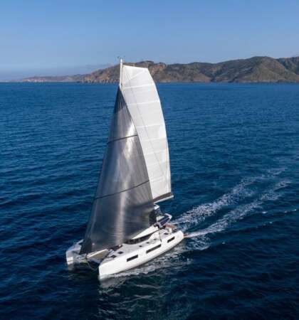 LAGOON-51-CATAMARANS-BARCELONA-11