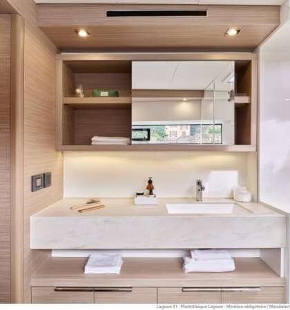 LAGOON-51-CATAMARANS-BARCELONA-23