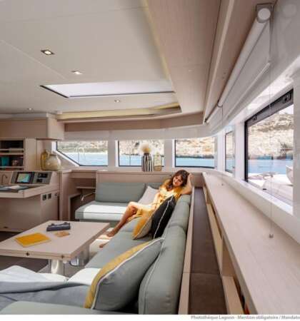 LAGOON-55-CATAMARANS-BARCELONA-25