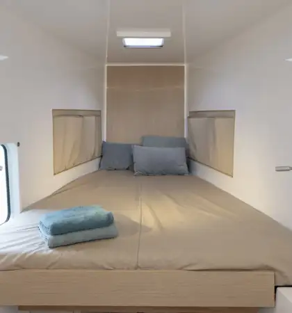 NEEL_43_INTERIOR_17_1