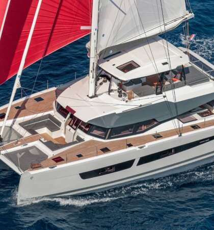 Samana-59-Fountaine-Pajot-Sailing-Catamarans-Exterior-03