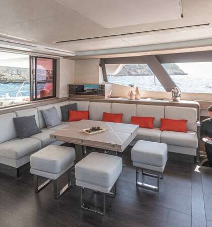 Samana-59-Fountaine-Pajot-Sailing-Catamarans-Interior-06