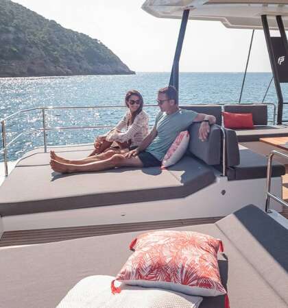 Samana-59-Fountaine-Pajot-Sailing-Catamarans-Interior-18