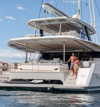 Thira-80-Fountaine-Pajot-Sailing-Catamarans-Exterior-08-min2
