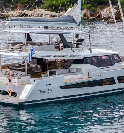 Thira-80-Fountaine-Pajot-Sailing-Catamarans-Exterior-16-min2
