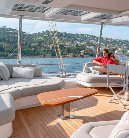 Thira-80-Fountaine-Pajot-Sailing-Catamarans-Exterior-29-min-1