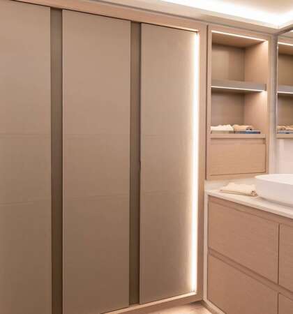 Thira-80-Fountaine-Pajot-Sailing-Catamarans-Interior-20