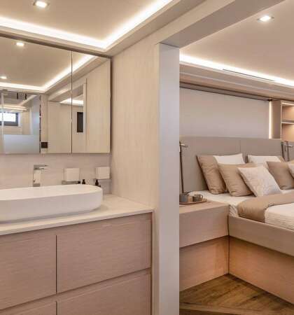 Thira-80-Fountaine-Pajot-Sailing-Catamarans-Interior-21