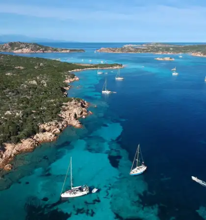 alquiler de catamaran cerdaña 8