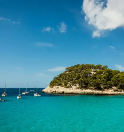 alquiler de catamaran menorca 4